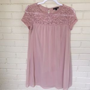 Dress pink blush color
